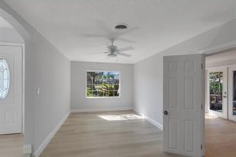 Casa en venta en Vero Beach, Florida, 3 dormitorios, 177.91 m2 № 2146179 - foto 10