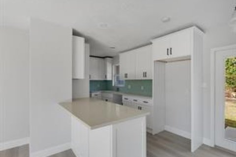 Casa en venta en Vero Beach, Florida, 3 dormitorios, 177.91 m2 № 2146179 - foto 8