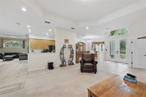 House in Spring Hill, Florida 3 bedrooms, 276.85 sq.m. № 2329539 - photo 4