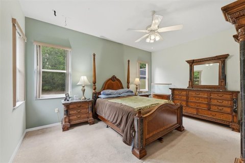 House in Spring Hill, Florida 3 bedrooms, 276.85 sq.m. № 2329539 - photo 27
