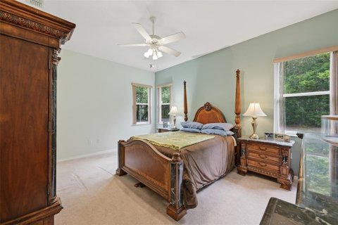 House in Spring Hill, Florida 3 bedrooms, 276.85 sq.m. № 2329539 - photo 25