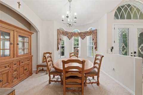 House in Spring Hill, Florida 3 bedrooms, 276.85 sq.m. № 2329539 - photo 17