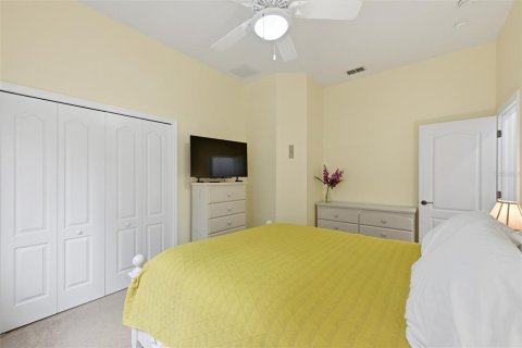 House in Spring Hill, Florida 3 bedrooms, 276.85 sq.m. № 2329539 - photo 24
