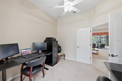 House in Spring Hill, Florida 3 bedrooms, 276.85 sq.m. № 2329539 - photo 21