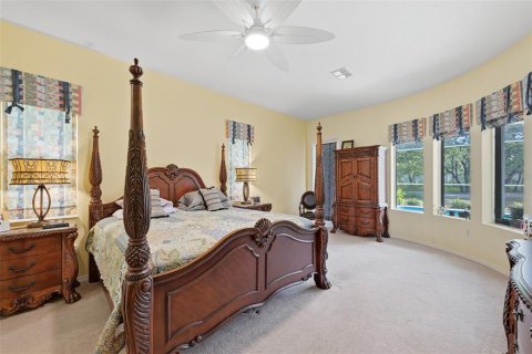 House in Spring Hill, Florida 3 bedrooms, 276.85 sq.m. № 2329539 - photo 29