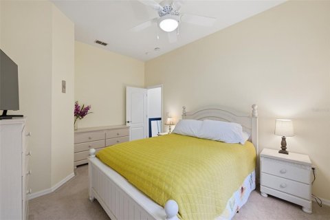 House in Spring Hill, Florida 3 bedrooms, 276.85 sq.m. № 2329539 - photo 23