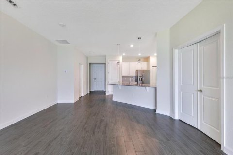 Villa ou maison à louer à Davenport, Floride: 3 chambres, 193.24 m2 № 2339015 - photo 8