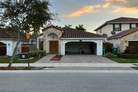 Casa en Miami, Florida 4 dormitorios, 163.04 m2 № 2010818