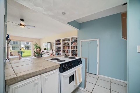 Condominio en venta en Ormond Beach, Florida, 2 dormitorios, 110 m2 № 1927553 - foto 13