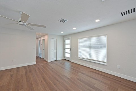 Villa ou maison à vendre à Sarasota, Floride: 4 chambres, 223.71 m2 № 1888590 - photo 9