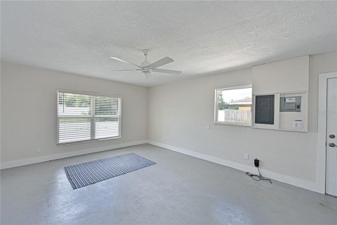 Casa en venta en Sarasota, Florida, 4 dormitorios, 223.71 m2 № 1888590 - foto 28