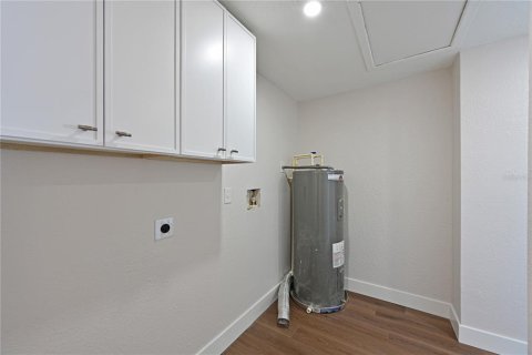 Villa ou maison à vendre à Sarasota, Floride: 4 chambres, 223.71 m2 № 1888590 - photo 27