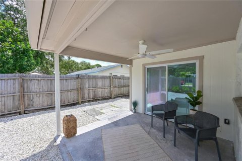 Villa ou maison à vendre à Sarasota, Floride: 4 chambres, 223.71 m2 № 1888590 - photo 24