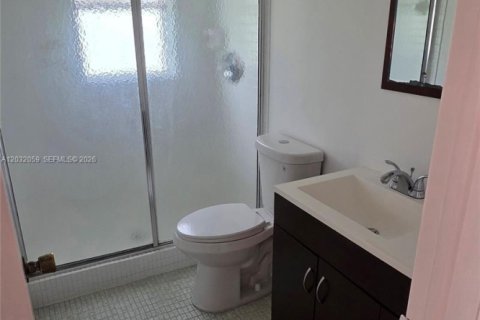 Copropriété à louer à Margate, Floride: 2 chambres, 90.12 m2 № 2240694 - photo 16