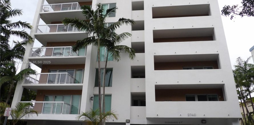 Condo in Miami, Florida, 1 bedroom  № 1859966