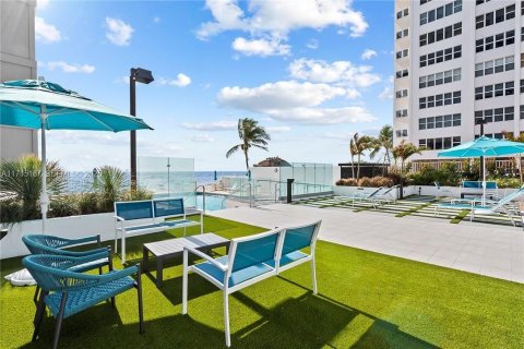 Condo in Fort Lauderdale, Florida, 2 bedrooms № 2077243 - photo 27