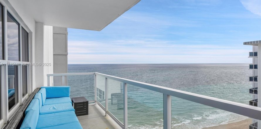 Condo in Fort Lauderdale, Florida, 2 bedrooms № 2077243