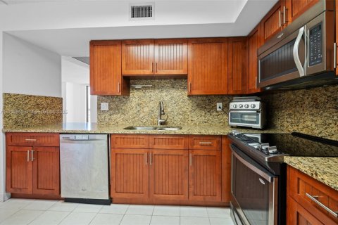 Condominio en venta en Aventura, Florida, 2 dormitorios, 109.72 m2 № 1861517 - foto 15