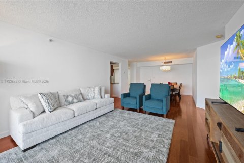 Condominio en venta en Aventura, Florida, 2 dormitorios, 109.72 m2 № 1861517 - foto 5