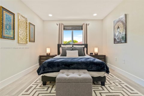 Снять в аренду таунхаус в Катлер-Бей, Флорида 2 спальни, 102.19м2, № 1958078 - фото 15