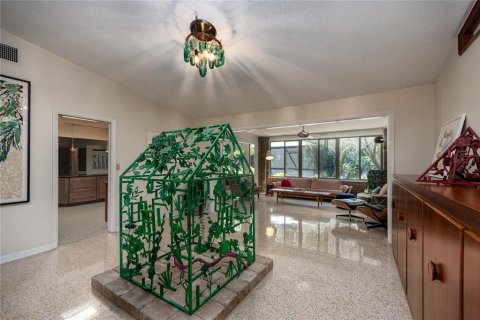 Casa en venta en Gainesville, Florida, 4 dormitorios, 277.22 m2 № 1858285 - foto 19