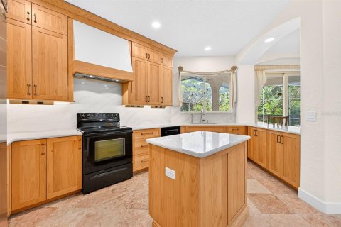 Villa ou maison à vendre à Orlando, Floride: 4 chambres, 228.63 m2 № 2438245 - photo 12