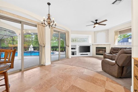 Villa ou maison à vendre à Orlando, Floride: 4 chambres, 228.63 m2 № 2438245 - photo 8