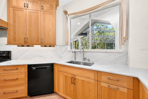 Villa ou maison à vendre à Orlando, Floride: 4 chambres, 228.63 m2 № 2438245 - photo 13