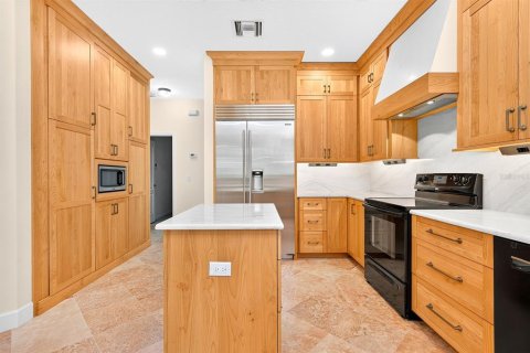 Villa ou maison à vendre à Orlando, Floride: 4 chambres, 228.63 m2 № 2438245 - photo 11