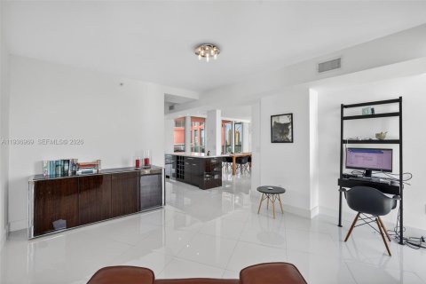 Condo in Aventura, Florida, 3 bedrooms  № 1999044 - photo 25