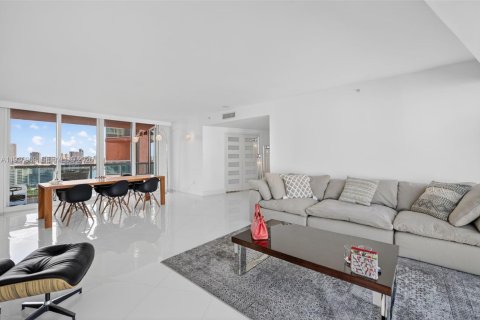 Condo in Aventura, Florida, 3 bedrooms  № 1999044 - photo 11