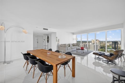 Condo in Aventura, Florida, 3 bedrooms  № 1999044 - photo 13