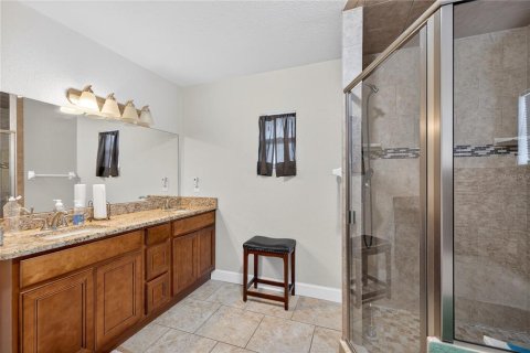 House in Lakeland, Florida 5 bedrooms, 314.94 sq.m. № 1784481 - photo 14