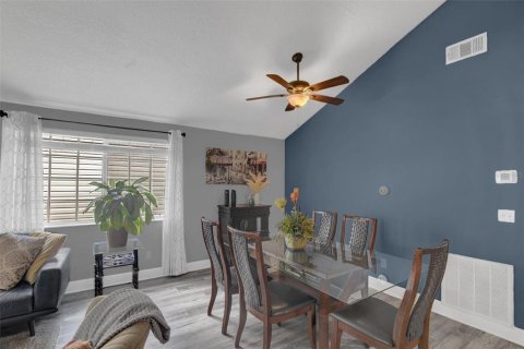 House in Apopka, Florida 3 bedrooms, 136.66 sq.m. № 1801477 - photo 14