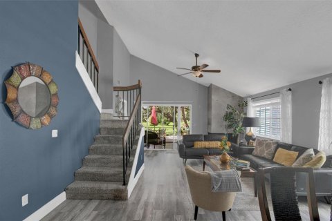 House in Apopka, Florida 3 bedrooms, 136.66 sq.m. № 1801477 - photo 18