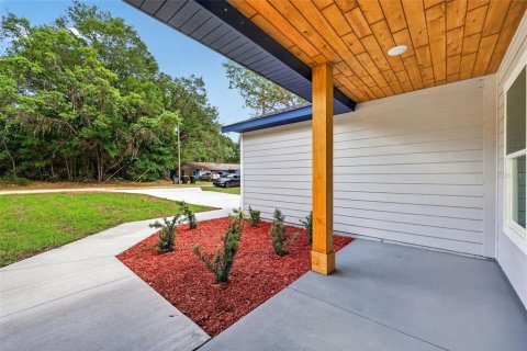House in Dunnellon, Florida 3 bedrooms, 146.41 sq.m. № 2222940 - photo 5