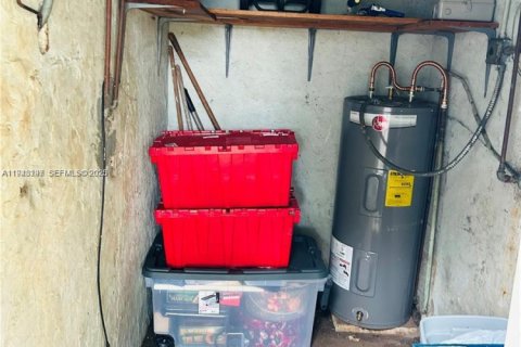 Casa en venta en Fort Lauderdale, Florida, 3 dormitorios, 120.03 m2 № 2000480 - foto 6