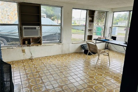 Casa en venta en Fort Lauderdale, Florida, 3 dormitorios, 120.03 m2 № 2000480 - foto 13