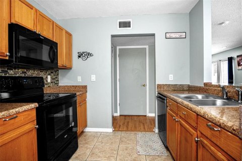 Adosado en venta en Brandon, Florida, 3 dormitorios, 126.72 m2 № 1740977 - foto 10