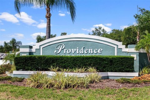 Adosado en venta en Brandon, Florida, 3 dormitorios, 126.72 m2 № 1740977 - foto 23
