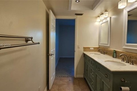 Apartamento en alquiler en Cape Coral, Florida, 2 dormitorios, 88.07 m2 № 2004295 - foto 28