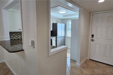 Apartamento en alquiler en Cape Coral, Florida, 2 dormitorios, 88.07 m2 № 2004295 - foto 9