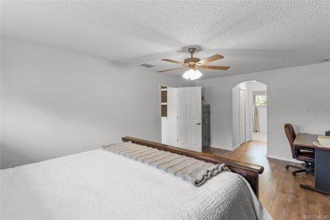 House in Weeki Wachee, Florida 3 bedrooms, 183.39 sq.m. № 1673369 - photo 29
