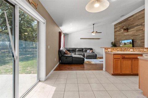 House in Weeki Wachee, Florida 3 bedrooms, 183.39 sq.m. № 1673369 - photo 18