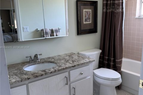 Villa ou maison à vendre à Delray Beach, Floride: 2 chambres, 110.18 m2 № 2088107 - photo 6