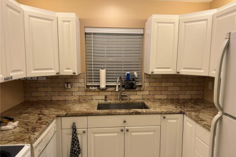 Villa ou maison à vendre à Delray Beach, Floride: 2 chambres, 110.18 m2 № 2088107 - photo 5