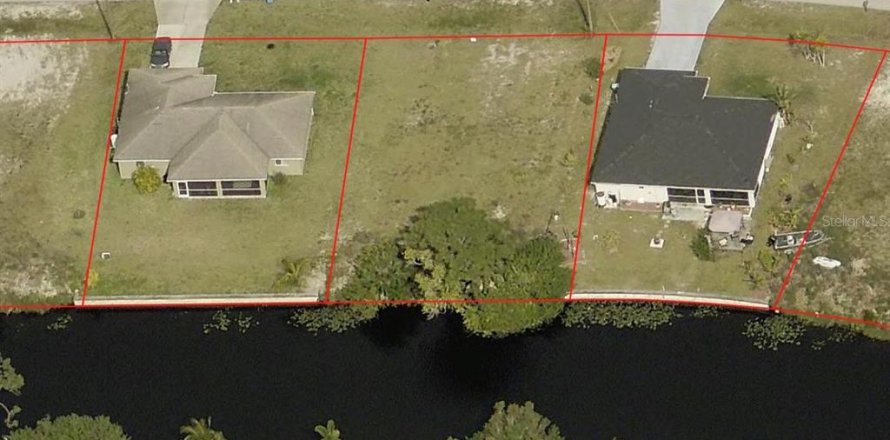 Terreno en Cape Coral, Florida № 1397108