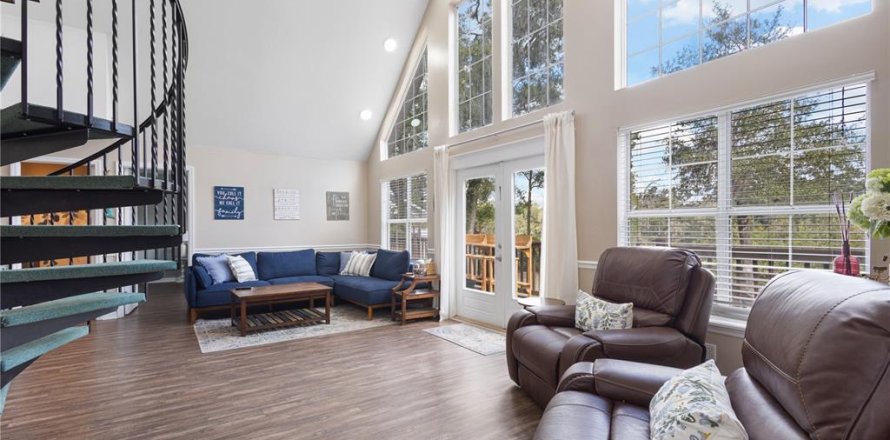Casa en Branford, Florida 3 dormitorios, 150.5 m2 № 2354713