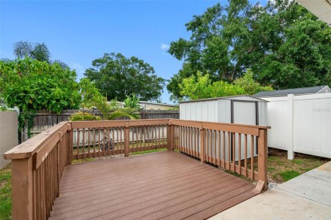 Villa ou maison à louer à Tampa, Floride: 2 chambres, 74.32 m2 № 2426959 - photo 14