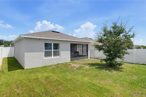 House in Leesburg, Florida 3 bedrooms, 152.82 sq.m. № 2339807 - photo 24